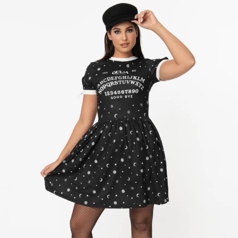 Excellent used condition Unique Vintage Oujia Board Dress in XL